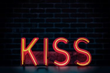 キスの消費カロリーはどれぐらい？恋してると綺麗になる理由